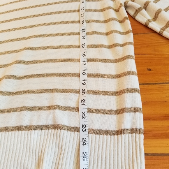 Carrol Reed Sweater. Size Large - Picture 11 of 14